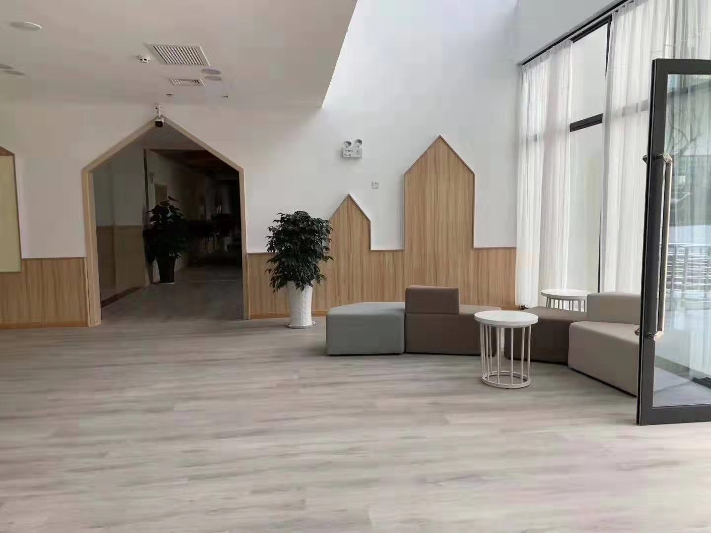 spc鎖扣地板的施工方法和施工要點