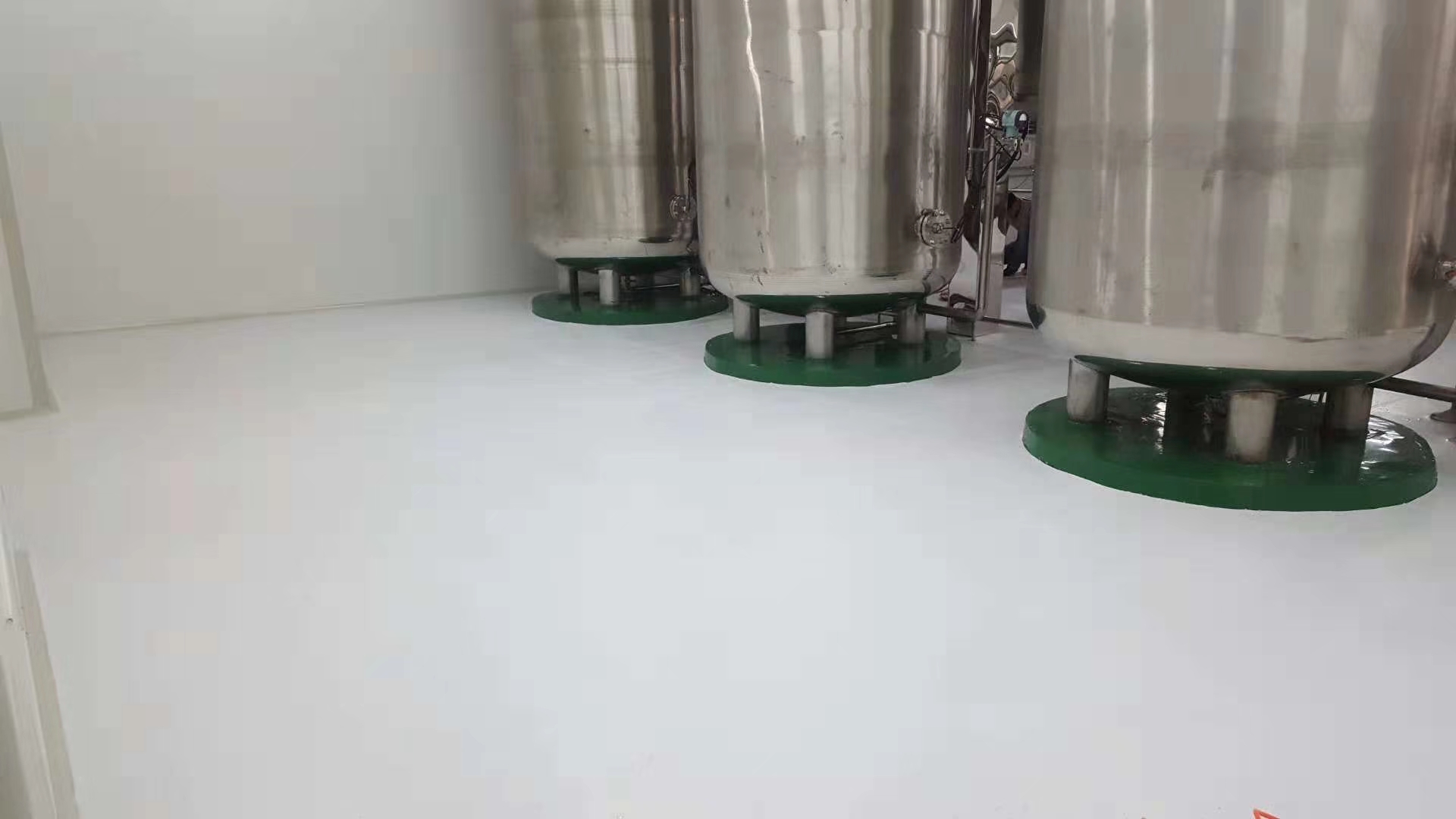 制藥廠為什么會使用大巨龍pvc地板?